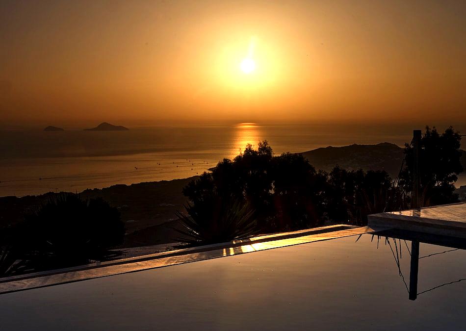 Santorini Heights